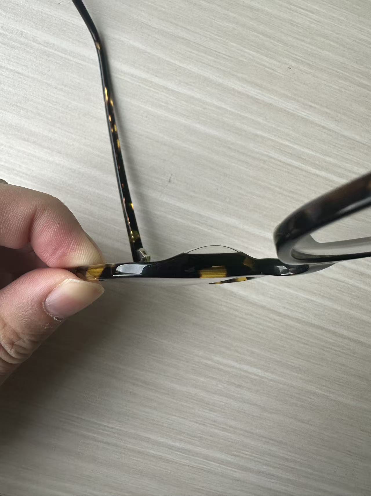 The nose pad of Acetate eyewear