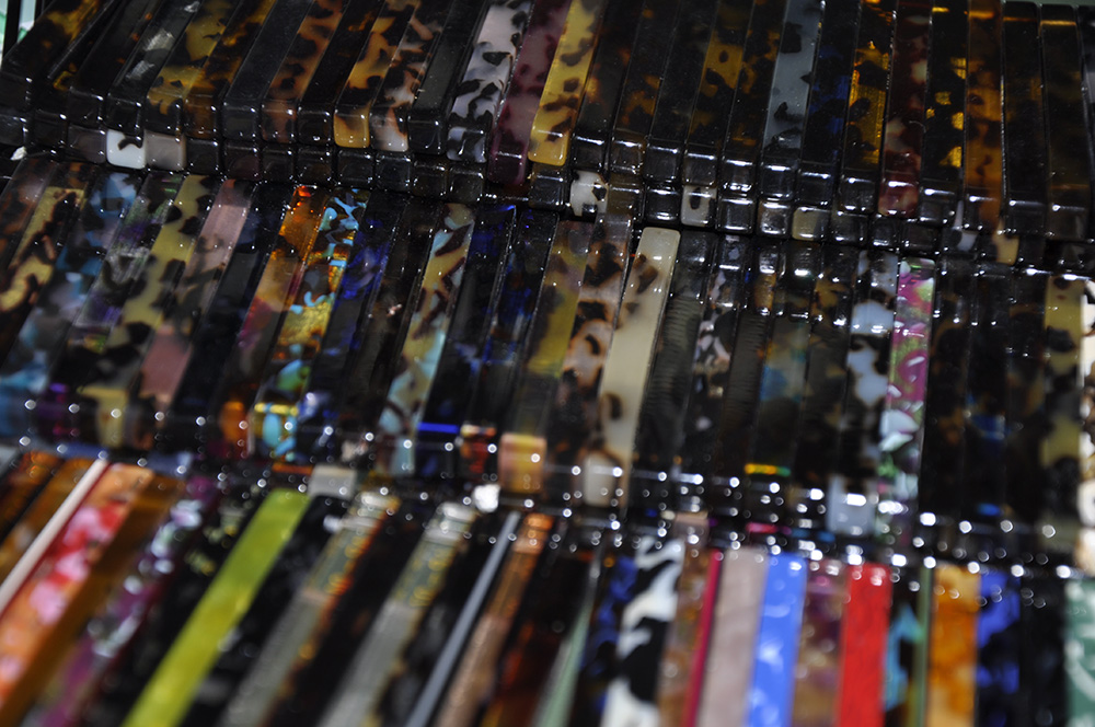 Eyewear acetate color